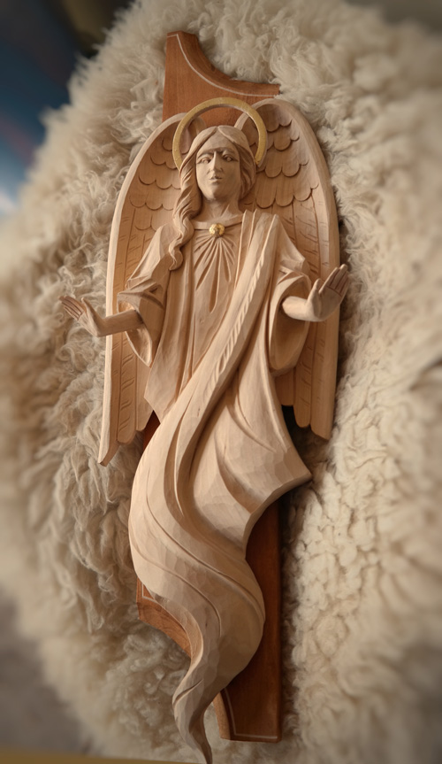 vyrezávaný anjel, drevorezba anjela